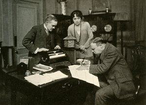 हॉर्नब्लोवर ने आत्मसमर्पण किया, 1920, 1928। द्वारा फाउलशाम और बानफील्ड