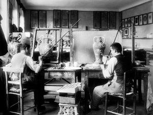 फ्लोरेंस, 1937 (ग्लास प्लेट) के पास डोकिया में गिन्नोरी फैक्टरी में सज्जाकार