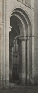 एली कैथेड्रल, नेव, साउथवेस्ट कॉर्नर, सी। 1899.