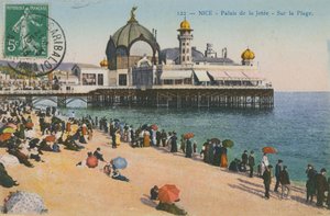बीच और पैलैस डी ला जेटी, नीस। 1913 में पोस्टकार्ड भेजा गया। द्वारा फ्रेंच फोटोग्राफर