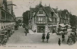 Deauville, रुए डे ल&39;क्लूस 1913 में पोस्टकार्ड भेजा गया। द्वारा फ्रेंच फोटोग्राफर
