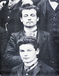 पोर्ट्रेट: लीसी हेनरी IV, पेरिस में अल्फ्रेड जरी (1873 -1907) और फ़ार्ग्यू (1876 - 1947) - फोटो द्वारा फ्रेंच फोटोग्राफर