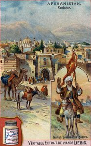 अफगानिस्तान में कंधार शहर जहां मुल्ला युद्ध का उपदेश दे रहा है। उन्नीसवीं सदी के विज्ञापन क्रोमोलिथोग्राफी। द्वारा फ्रेंच स्कूल