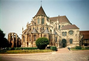 नोट्रे-डेम के कैथेड्रल के एप का दृश्य, निर्मित c.1150-1220 द्वारा फ्रेंच स्कूल