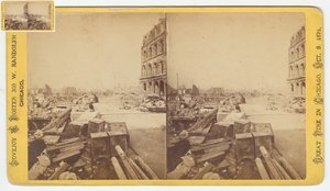 1871 की शिकागो फायर के बाद डियरबॉर्न स्ट्रीट पर खंडहरों से ली गई तिजोरियों की स्टेरोग्राफ, (कार्ड माउंट पर बीडब्ल्यू फोटो) द्वारा जॉर्ज एन। बरनार्ड