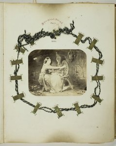शीर्षकहीन [महिला कताई], 185568।