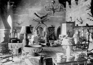 द ग्रेट हॉल, वारविक कैसल, 1924-1926।