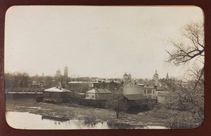 प्रथम विश्व युद्ध: 'जर्मन सेना के आक्रमण के दौरान 1914-1916 के वर्षों में यूक्रेन। सुमी का दृश्य (बी/डब्ल्यू फोटो) द्वारा हीरोज कब्रिस्तान Dsessentniki (attr।)