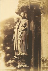 [उत्तरी बरामदे पर बड़े आंकड़े, चार्ट्रेस कैथेड्रल], 1852। द्वारा हेनरी ले सेककी