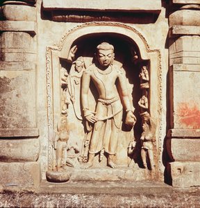 साइट III, 320-530 के प्रमुख मंदिर से राहत द्वारा इंडियन स्कूल