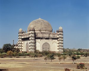 गोल गुम्बज का दृश्य, मोहम्मद आदिल शाह II (1627-57) का मकबरा 1659 में बनाया गया द्वारा इंडियन स्कूल