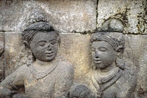 बाहरी का विस्तार, 778-850 ज्वालामुखी पत्थर