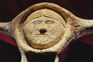 Janus Head, केप डोर्सेट (व्हेल कशेरुक) से (228680 भी देखें)