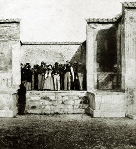 Pompei की यात्रा पर Giuseppe Fiorelli के साथ Giuseppe Garibaldi द्वारा इतालवी फोटोग्राफर