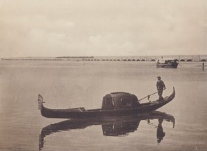 गोंडोला और पोंटे फेरटा रोड (बी / डब्ल्यू फोटो) द्वारा इतालवी फोटोग्राफर