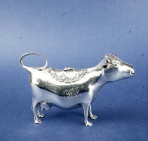 गाय क्रीमर (सिल्वर) द्वारा जे। पैमाना