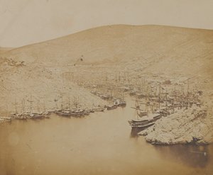 बालाक्लाव हार्बर, 1855 द्वारा जेम्स रॉबर्टसन