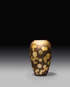 फूलदान, c.1925 (लाख धातु)