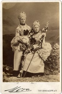 राइव्स ट्विन्स (सीपिया प्रिंट)