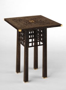 तालिका, 1904 (सफ़ेद भराव, बॉक्सवुड जड़ना और चांदी-चढ़ाया हुआ माउन्टों से युक्त ओक) द्वारा Josef Hoffman