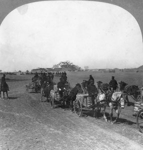 जापानी सैन्य परिवहन ट्रेन, मंचूरिया, 1906 द्वारा कीस्टोन व्यू कंपनी