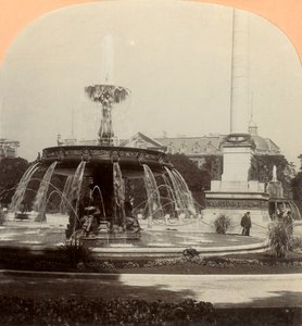 रॉयल स्क्वायर, फाउंटेन, स्टटगार्ट, जर्मनी, 1896। द्वारा कीस्टोन व्यू कंपनी