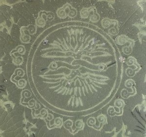 क्रेन और बादलों के साथ बाउल, c.1150-1200 द्वारा कोरियाई स्कूल