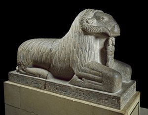 अमून के राम की मूर्ति, c.680 ईसा पूर्व (ग्रेनाइट)