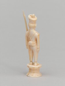 सफेद मोहरा, शतरंज का टुकड़ा, भारत, 1820 लगभग द्वारा कोटिवी के मास्टर