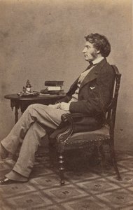 1860 के दशक में चार्ल्स सुमनेर का कार्टे-डे-विज़िट चित्र। द्वारा चार्ल्स सुमनेर