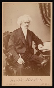 1871 से पहले सर जॉन फ्रेडरिक विलियम हर्शल 1792-1871 का पोर्ट्रेट।
