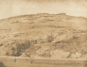 साइउट में लाइकोपोलिस का प्राचीन क़ब्रिस्तान, 1849-50। द्वारा मैक्सिम डू कैंप