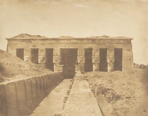 डेंडेरा टेन्टिरिस में अथोर के मंदिर का अग्रभाग, 1849-50। द्वारा मैक्सिम डू कैंप
