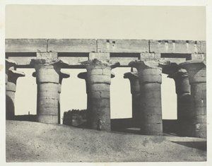लक्सर, पैलेस का महान उपनिवेश, थेब्स, 184951, 1852 में छपा। द्वारा मैक्सिम डू कैंप