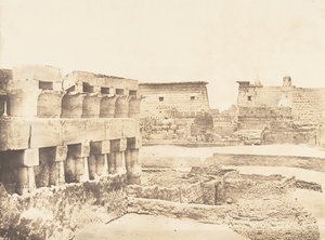 लक्सर का महल और गांव, दक्षिण से लिया गया, थेब्स, 1849-50। द्वारा मैक्सिम डू कैंप