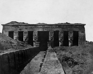 डेंडराह का मंदिर, ऊपरी मिस्र, 1852 द्वारा मैक्सिम डू कैंप
