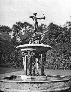 आर्टेमिस फाउंटेन, हाइड पार्क, लंदन, 1926-1927