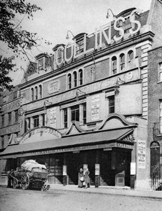 कोलिन्स म्यूज़िक हॉल, इस्लिंगटन, लंदन, 1926-1927। द्वारा McLeish