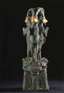 लार्सा, दक्षिणी मेसोपोटामिया से तीन बकरियों से बना पवित्र वृक्ष, c.1750 ई.पू. (कांस्य और सोना) द्वारा मेसोपोटामियन मेसोपोटामियन