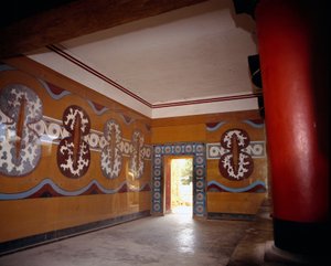 ग्रीक कला: हॉल ऑफ द पैलेस ऑफ कोनोसोस, ग्रीस। द्वारा Minoan