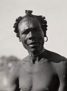 फासीवादी युग में 'बिल्डिंग ए एम्पायर': कुनामा मैन, 09/05/1936 (बी/डब्ल्यू फोटो) द्वारा मोडेस्टिनो बाल्डिनेटी