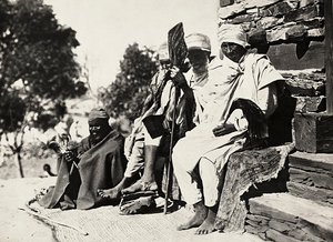 फासीवादी युग में 'बिल्डिंग ए एम्पायर': मेस्चिन नेटिव्स, 09/05/1936 (बी/डब्ल्यू फोटो) द्वारा मोडेस्टिनो बाल्डिनेटी