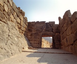 ग्रीस के मायसीन शहर में शेरों के द्वार का दृश्य द्वारा Mycenaean