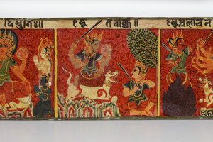 देवमहात्म्य पांडुलिपि कवर (लकड़ी पर अपारदर्शी wc)