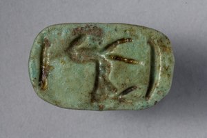 स्कारबॉइड सील, 18 वीं -19 वीं राजवंश, 1540-1186 ईसा पूर्व (फीएन्स) (270366 के नीचे)