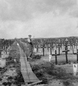 हुग क्रेटर कब्रिस्तान, Ypres के पास, बेल्जियम, प्रथम विश्व युद्ध, c1917-c1918