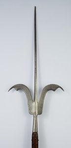फ्र्यूली स्पीयर, c.1600-20 (स्टील एंड वुड) द्वारा उत्तरी इतालवी स्कूल