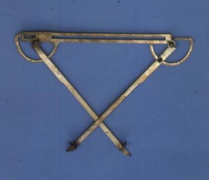 त्रिकोणमापी, c.1580 (पीतल) द्वारा फिलिप डेनिएरे