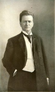 रॉबर्ट एम. ला फोलेट (1855-1925) (बी/डब्ल्यू फोटो) द्वारा फोटोग्राफर अमेरिकी