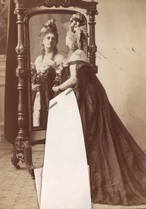 [काउंटेस डी कैस्टिग्लिओन], 1895। द्वारा पियरे लुई पियर्सन